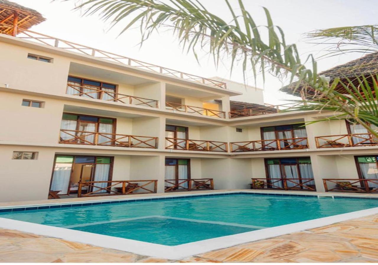 Ocean Breeze Hotel Nungwi Kültér fotó